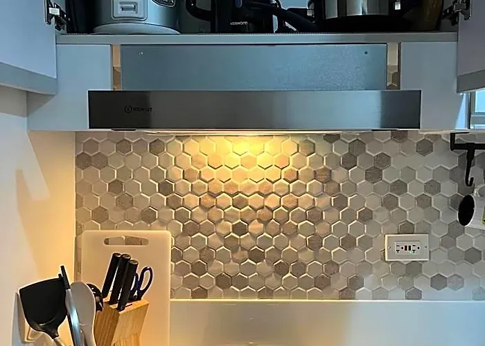 Homey 1 Bedroom Unit At Air Residences 4* Манила